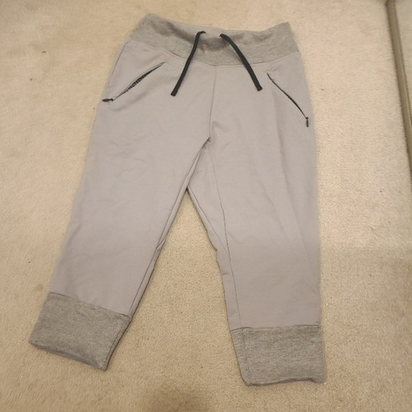 RYU Apparel 3/4 length Capri style sweatpants - Gray - Picture 1 of 4